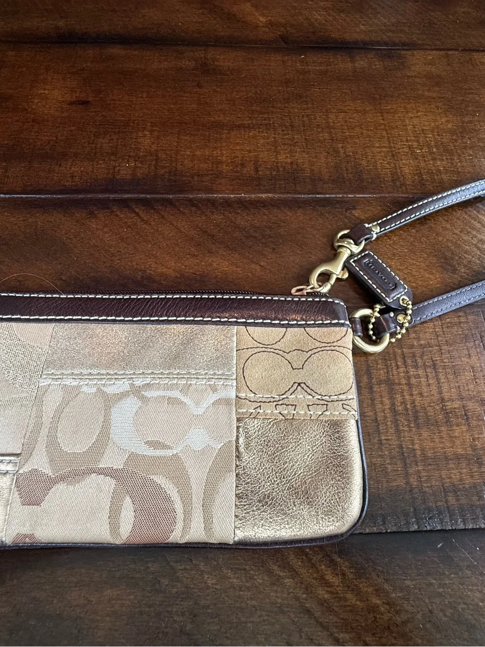 Coach wristlet signature